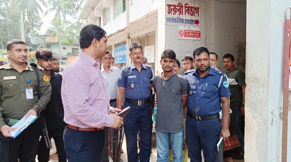 স্বাস্থ্য কর্মকর্তাকে লাঞ্ছনা, দালালের ৩ মাসের জেল